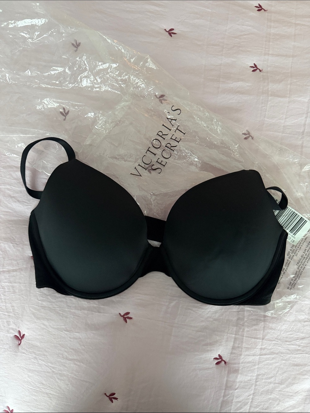 Victoria's Secret Black Molded T-Shirt Bra